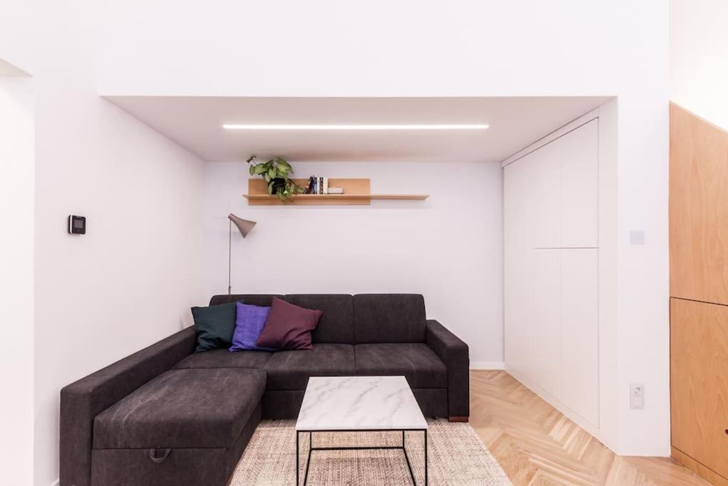 Apartman Eszter's Lovely Downtown